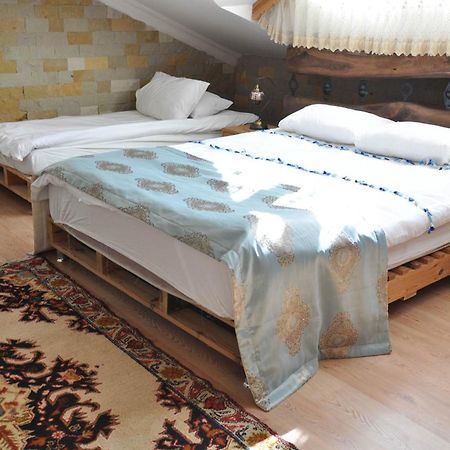 מלון נבשהיר Uchisarstonehouse מראה חיצוני תמונה